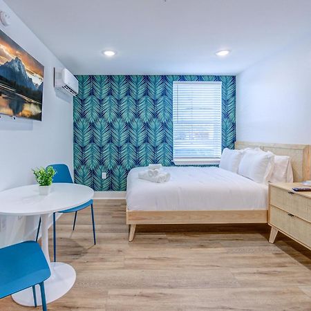 Roaring Tigers Studio Apartment Galveston Exterior photo